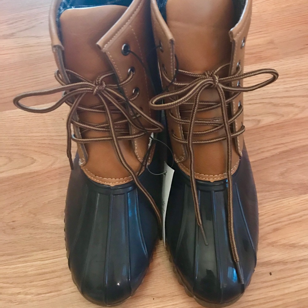 NWT duck boots - Rue 21 brand- super cute!